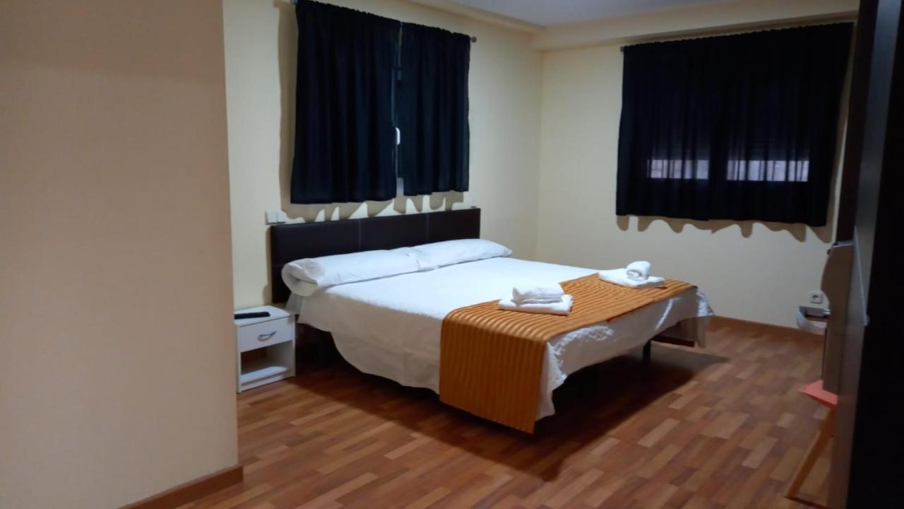 Las Olivas- Borox Aparthotel Seseña Nuevo Esterno foto