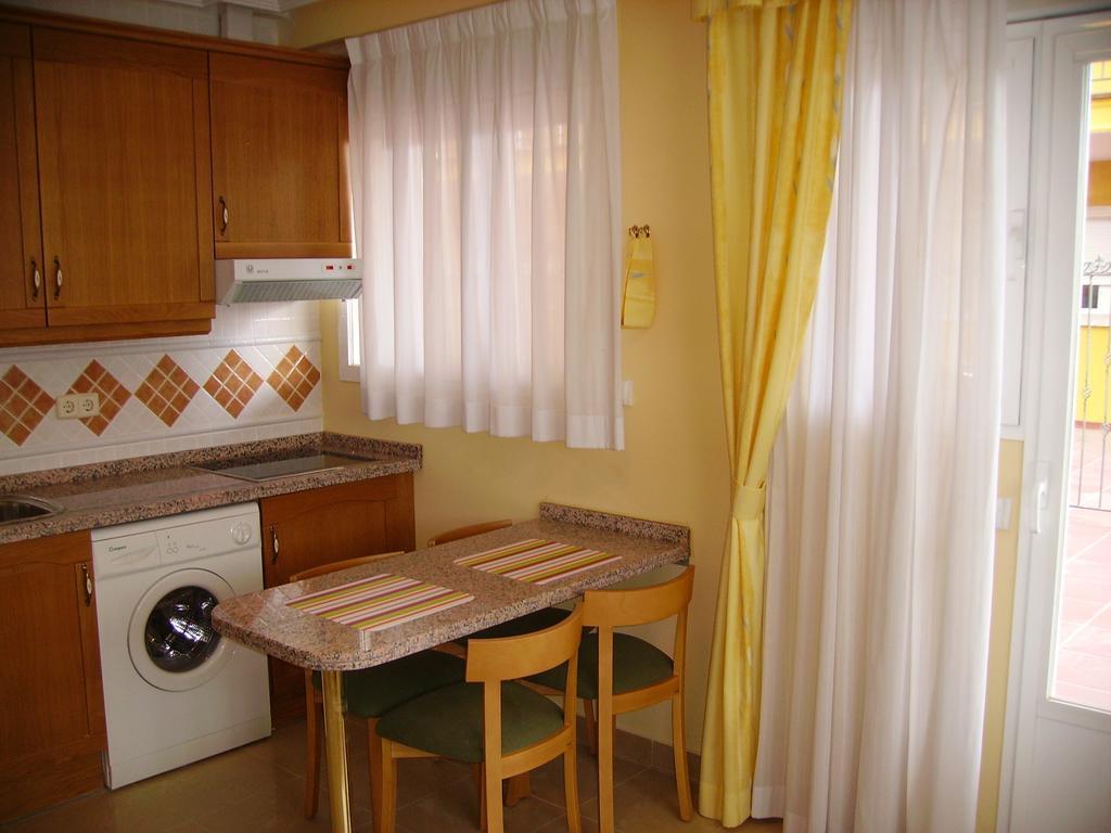 Las Olivas- Borox Aparthotel Seseña Nuevo Esterno foto