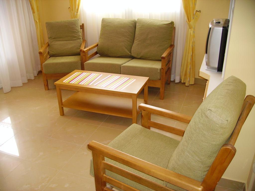 Las Olivas- Borox Aparthotel Seseña Nuevo Esterno foto