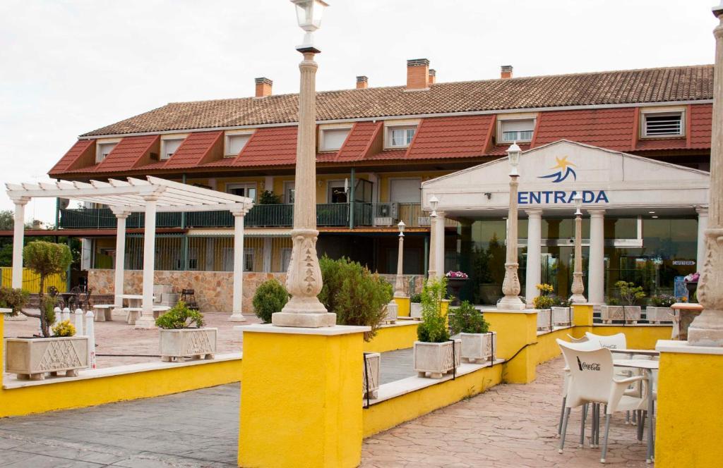 Las Olivas- Borox Aparthotel Seseña Nuevo Esterno foto